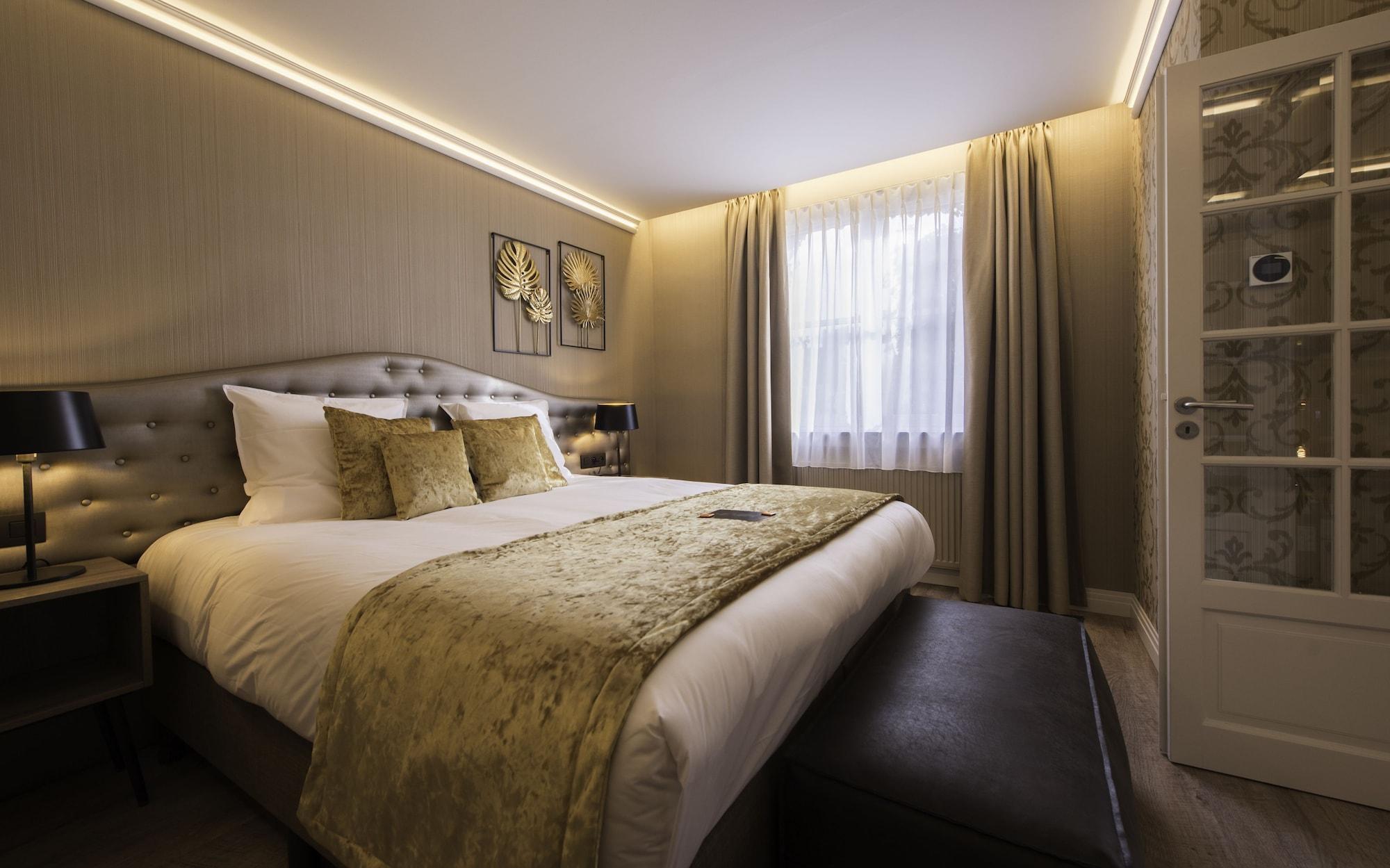 Acacia Hotel 4*