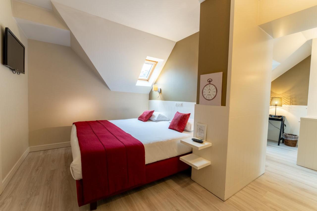 Acacia 4*