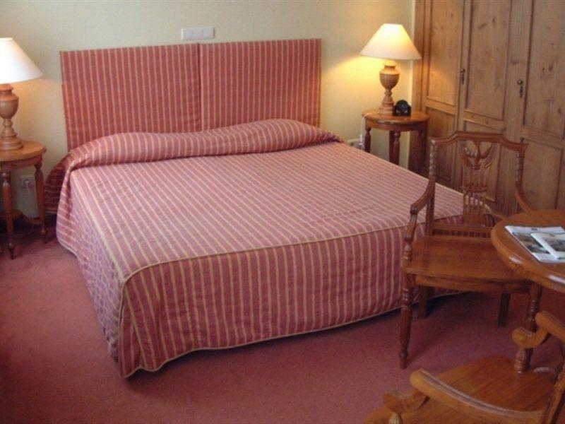Hotel Acacia 4*